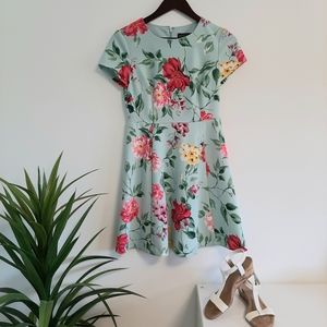 Pretty and Sweet Floral Dress